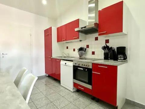 Apartment King Bed Netflix Central&near Metro, 109 *